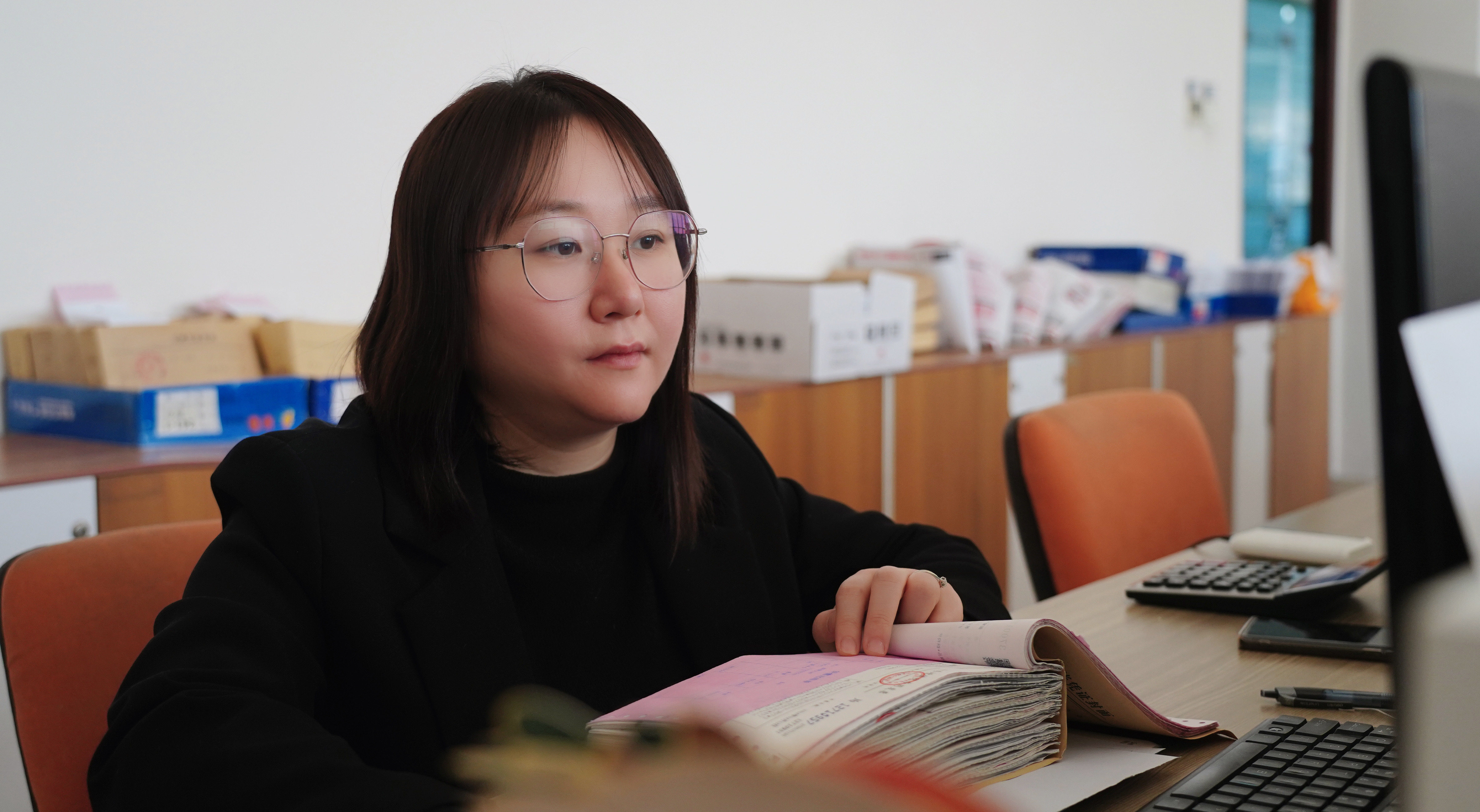 【榜樣在身邊】 宏鑫源模范人物報(bào)道:尹平平—做財(cái)務(wù)的細(xì)心人